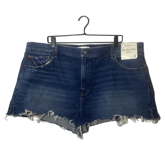 NWT Abercrombie & Fitch The Mom Shorts High Rise Distressed Women’s Size 35 - Picture 1 of 6